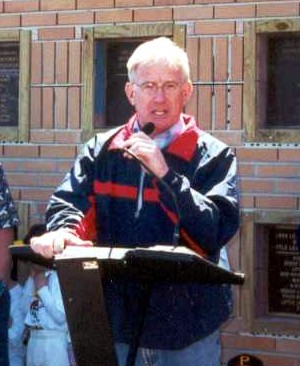 Mayor Thomas S. Murphy addresses a crowd gathered
at Brookline Park on April 28, 2001.