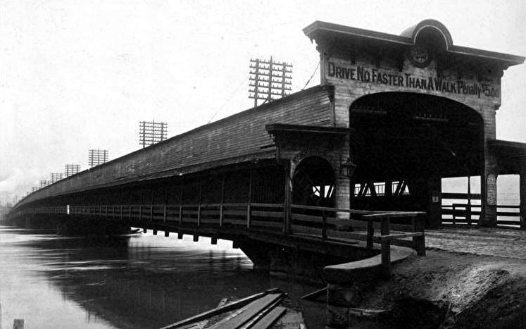 The Union Bridge in 1902.