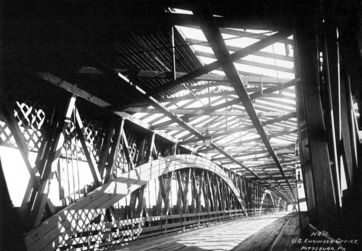 The inside of the Union Bridge in 1902.