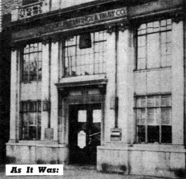 Original facade of the Brookline
Savings and Trust, shown in 1952.