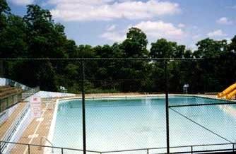 The swimming pool at Moore Park - 1998.