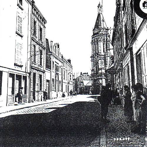 The 2nd Battalion passes through Angers.