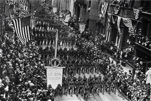 28th Division parades through
Philadephia on May 15, 1919