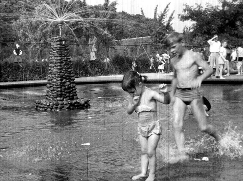 The fountain near the children's
playground at Moore Park - 1958