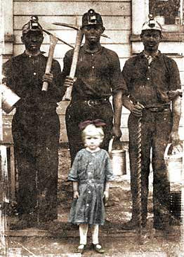 Typical Pittsburgh coal miners
from the early 20th century