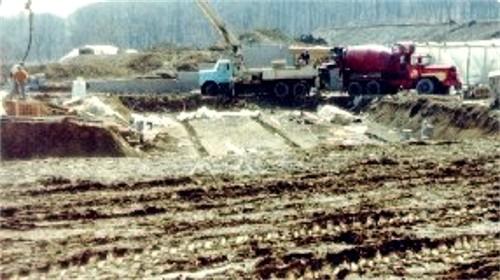 Picture of pool
 construction.