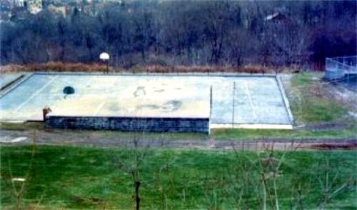 Picture of the old basketball courts