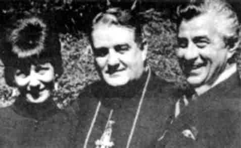Picture of
 The Klingensmith's with Cardinal Wright