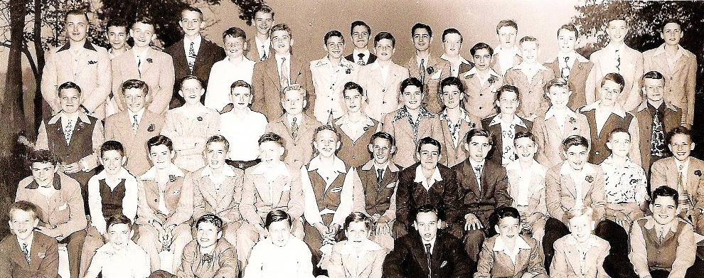 Resurrection Elementary School - 8th Grade Boys - 1948.