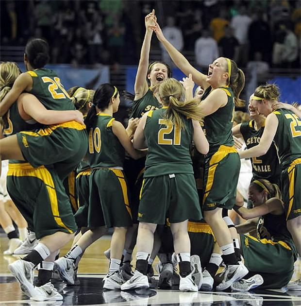 2011/2012 Seton-LaSalle Lady Rebels
PIAA State Champion Basketball Team