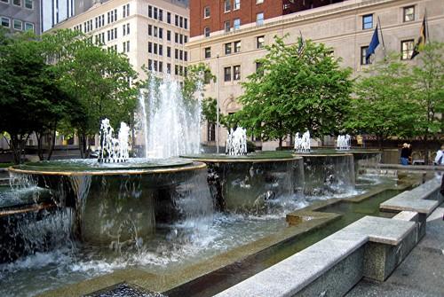 Mellon Square Plaza