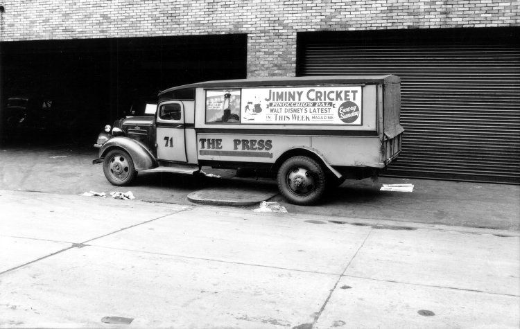 Pittsburgh Press delivery truck - 1940.